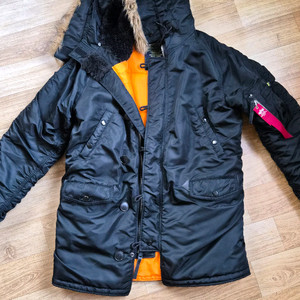 알파인더스트리 패딩점퍼 M