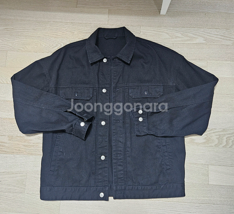 스파오 루즈핏 블랙트러커 자켓--0