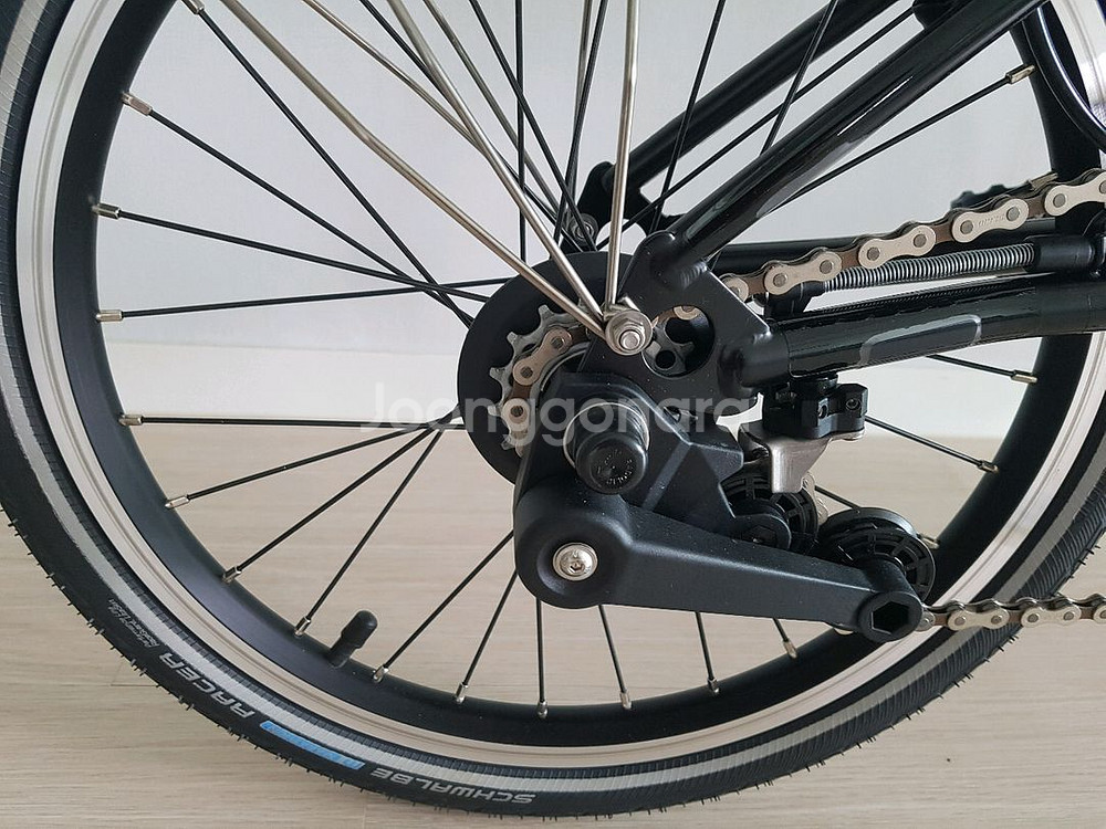 24년 브롬톤 블랙라커 어반로우 c라인 팝니다--4