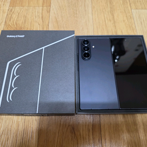 갤럭시 Z 폴드7 SS급 256G 자급제 풀박스