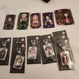 귀멸의칼날 cgv 메탈키링 개당 1만원 이미지