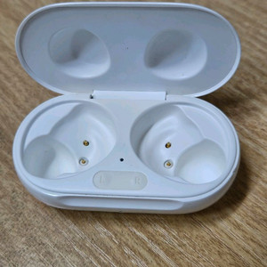 갤럭시 버즈플러스 화이트 충전본체 SM-R175