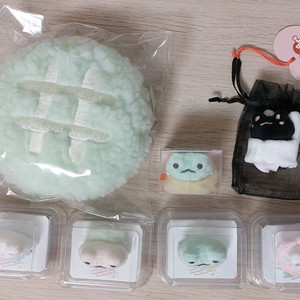 멜팅미모어 케구르 인형 6개+메론빵쿠션