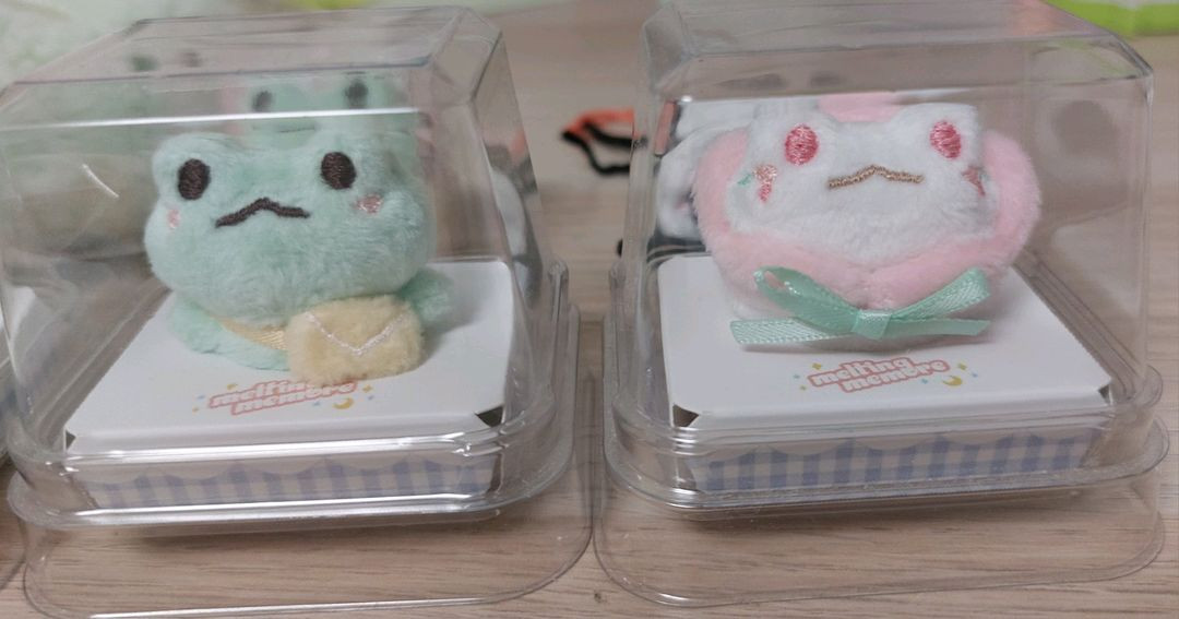 멜팅미모어 케구르 인형 6개+메론빵쿠션--2