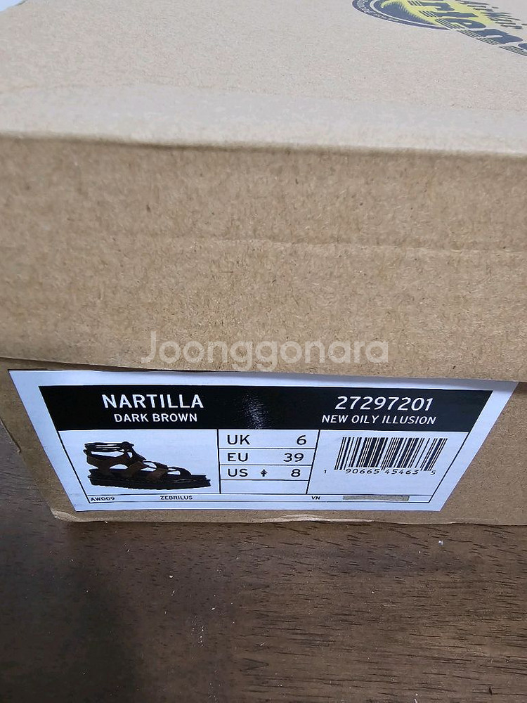 닥터마틴 여성용 나틸라 하이드로레더 샌들 브라운 팔아요--5