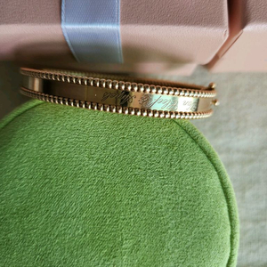 18k핑크골드팔찌