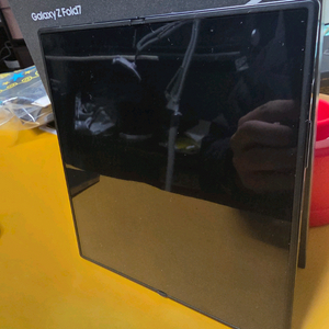 갤럭시 Z 폴드7 블랙 512 제트블랙 공기계 + 메인 화면 배터리 테두리 교체