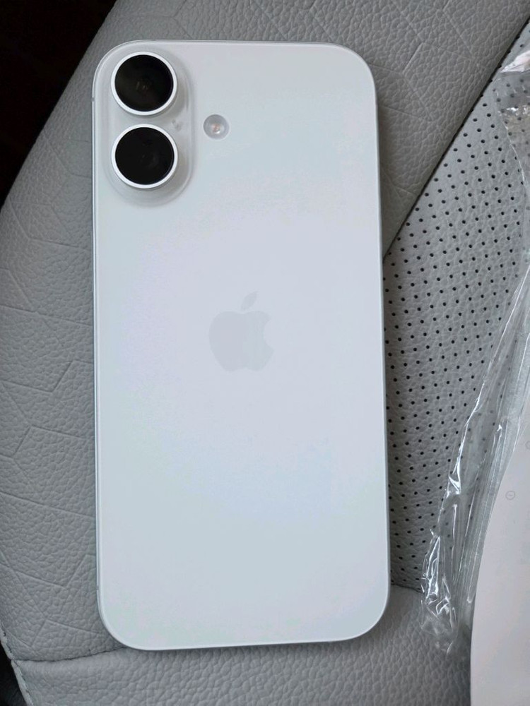 아이폰 17 256 화이트 풀박--1