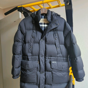 버버리 남자 롱패딩 판매