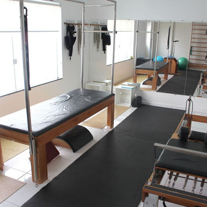 필라테스 캐딜락, 리포머 각 7만원 급처 두개할시 만원 네고해드려요