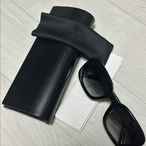 생로랑 선글라스 SLM130/F002 남녀공용 (케이스, 안경닦이, 보증서 포함)