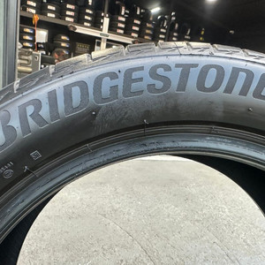 225 50 17 브리지스톤 투란자 런플렛 중고타이어 4개 판매