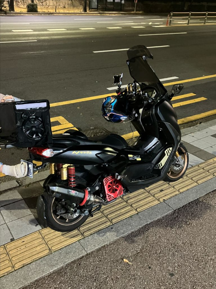 야마하 nmax 125 튜닝 스쿠터 이미지