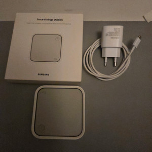 삼성 고속무선충전기(스마트싱스 하자품)