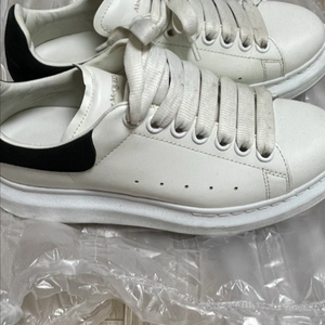 (크림정품)(정가58.5)(상태SS)알렉산더맥퀸 오버솔 36 230