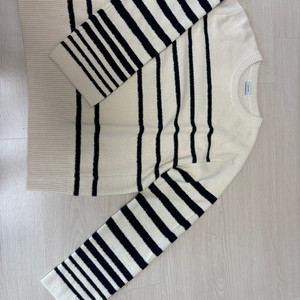 시스템 스트라이프 니트