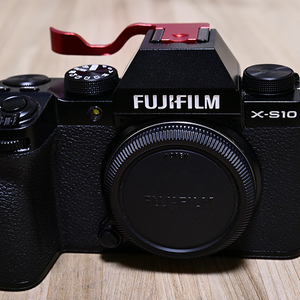 후지필름 X-S10 & XF 18-55mm F2.8-4 R LM OIS