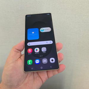 갤럭시 S25울트라 티타늄 블랙 256기가 SS급 팔아요~