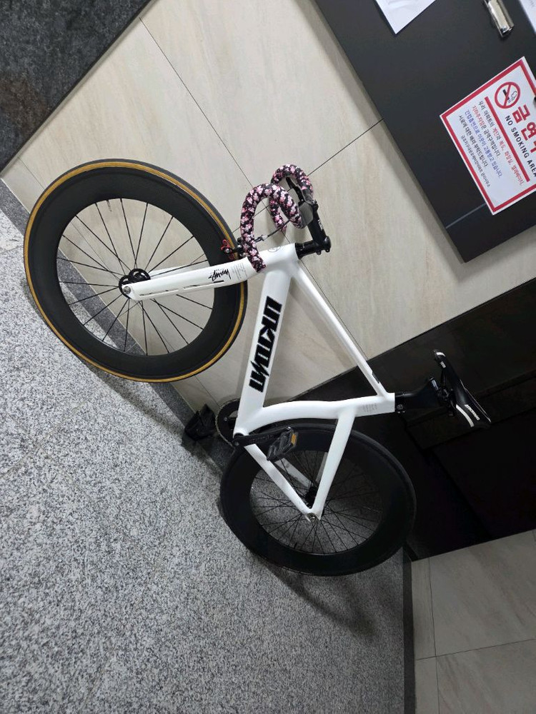 언노운 Lv3 프리미엄 이미지