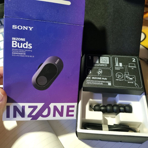 소니 인존버즈 좌/우 유닛, 전용 블루투스 동글이