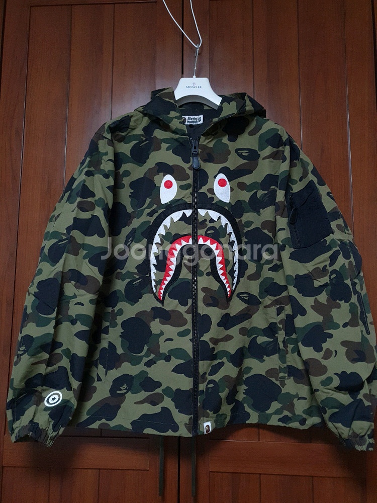 베이프 샤크 후드 집업--0