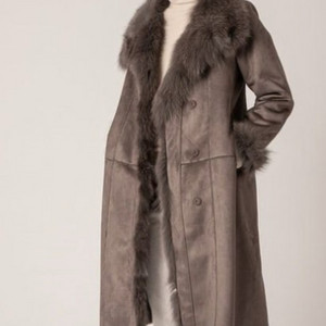 BCBG 인조 무스탕 코트 (베이지)