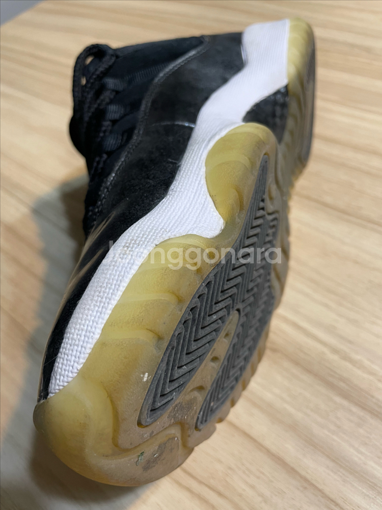 나이키 에어조던 11 레트로 블랙메탈릭--8