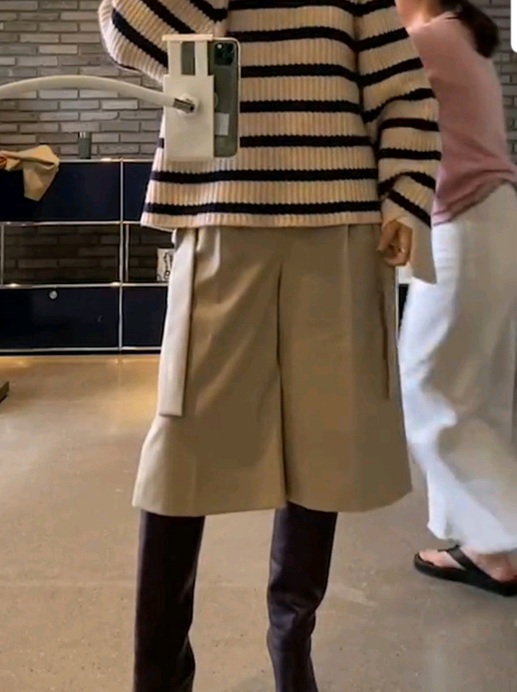 R2W 레투 레디투웨어 오블리크버튼팬츠--2