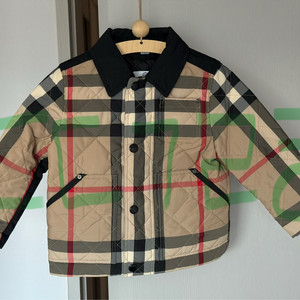 버버리 키즈 체크 패딩 점퍼 2Y
