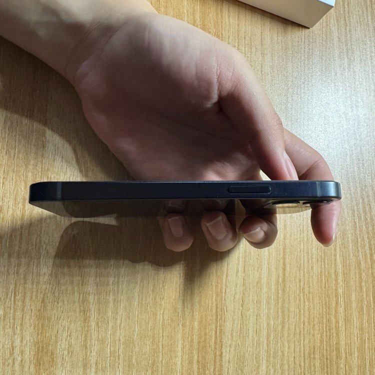 아이폰12 미니 블랙 128G 팔아요(s급)--2