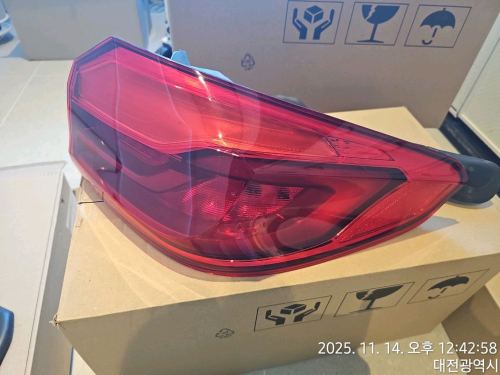 BMW g30 전기형 후미등(테일램프 )세트--8