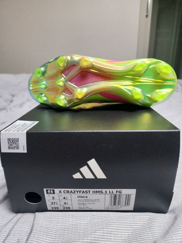 손흥민 최초 한정판 축구화 아디다스 X 크레이지패스트 손 1 FG 230 이미지