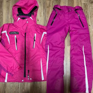 골드윈 스키복 스키 보드 상의 하의 자켓 바지 세트 여성용 M 사이즈 보드복 피닉스 데상트 85 90