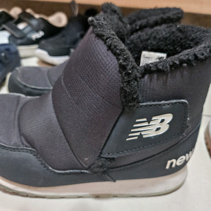 남아신발200(뉴발키즈부츠.축구화.크록스등등)