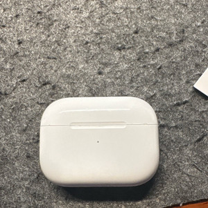 무선 이어폰 프로 2세대 충전기