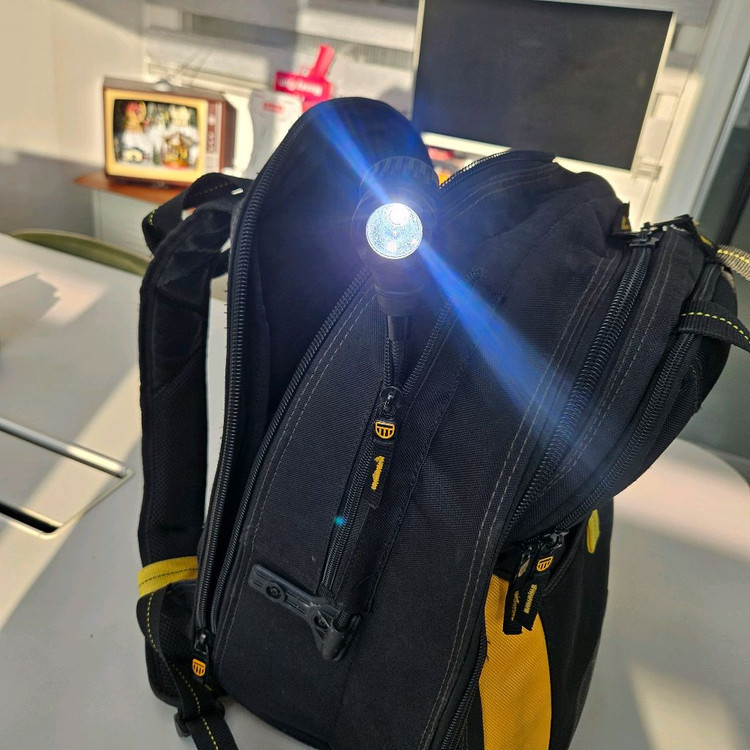 디월트 전동공구 가방 이미지