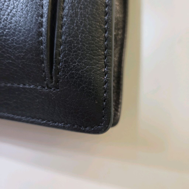 에르메너질도 제냐 가죽 서류가방 이미지