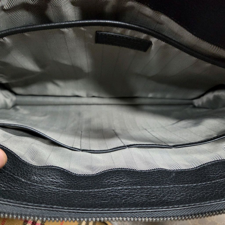 에르메너질도 제냐 가죽 서류가방 이미지