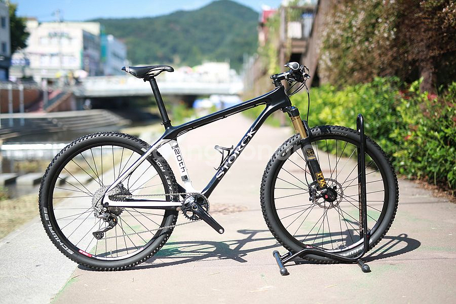 *상태 좋음*스톡 STORCK 레벨 세븐 M 17.5인치-27.5인치---2
