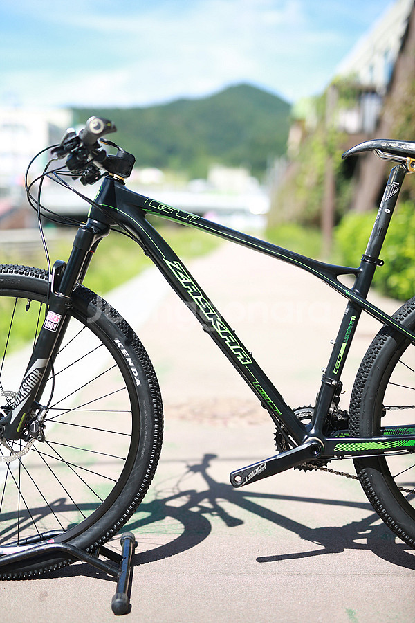 *상태 좋음*16년 GT 자스카 익스퍼트 카본 M사이즈 27.5인치--5