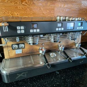 카페 4종 세트(달라꼬르떼 커피머신,안핌 티타늄 그라인더, 자동 템퍼,정수기)