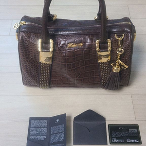 메트로 시티 브라운 가죽 토트백