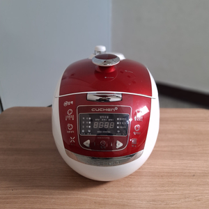 쿠첸 6인용 IH압력밭솥 WHQ-VE0615G 판매합니다~~