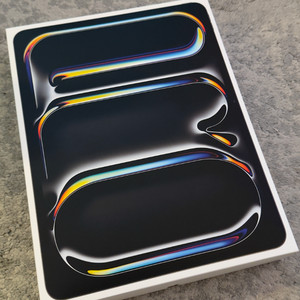 아이패드 프로 13 M5 256GB wifi + Smart Folio 스마트폴리오