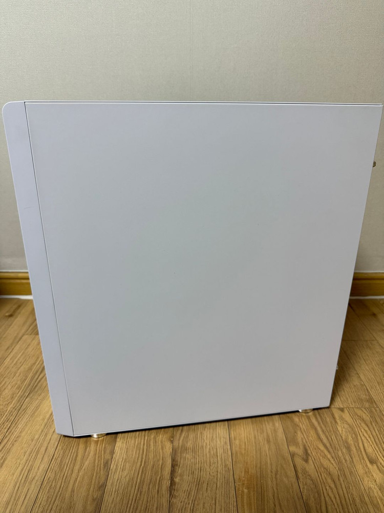 3RSYS L700 Quiet 화이트 풀박스 신품급 + 마이크로닉스 600w 파워 이미지