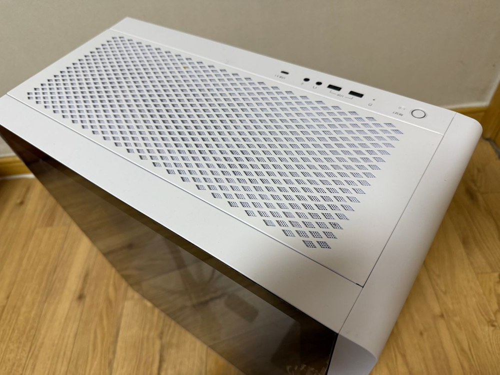 3RSYS L700 Quiet 화이트 풀박스 신품급 + 마이크로닉스 600w 파워 이미지