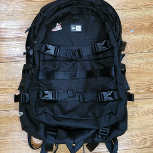 (S급)뉴에라 블랙 백팩 가방