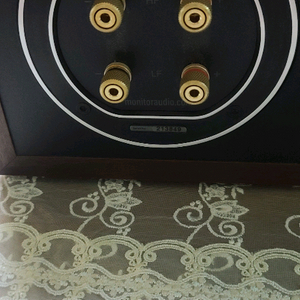 모니터 오디오 브론즈2 북셀프 스피커