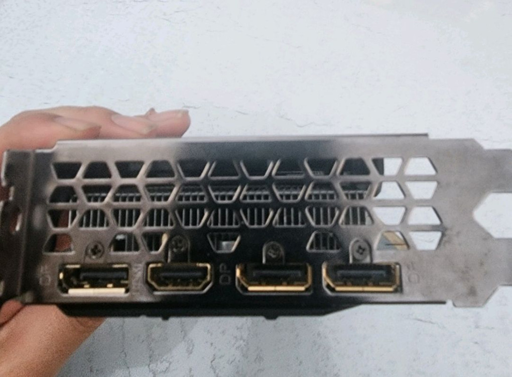 고장난!! RTX 2060 그래픽카드 팜 이미지