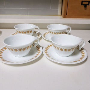 코렐 버터플라이 골드 22p